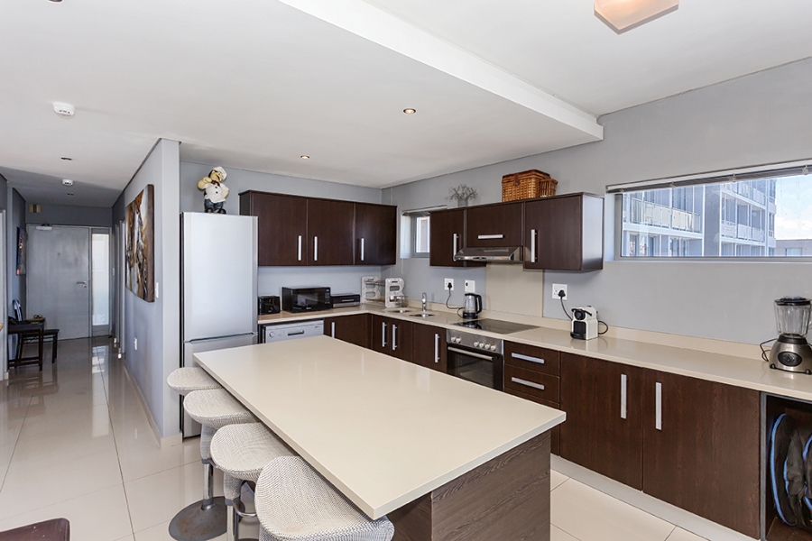 2 Bedroom Property for Sale in Bloubergrant Western Cape